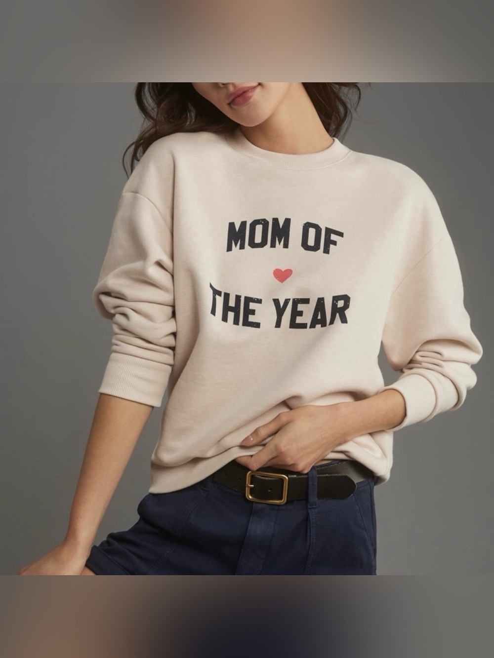 Favorite Daughter “MOM OF THE YEAR” Pullover Sweatshirt Medium